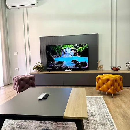 Denis Luxury Delijorgji Τίρανα