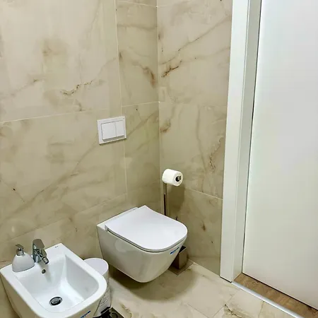 Διαμέρισμα Denis Luxury Delijorgji *