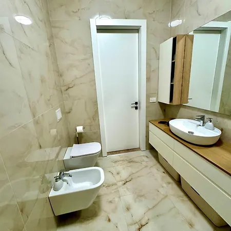 Denis Luxury Delijorgji Διαμέρισμα Τίρανα